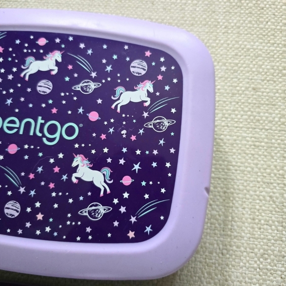 Set of 2 Bentgo Kids Lunch Boxes Durable/Leak-Proof 5 Compartment Purple Unicorn - Picture 4 of 7